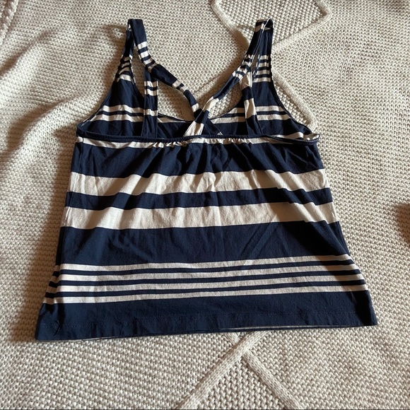 Vans Cropped Tank Top - Picture 2 of 4
